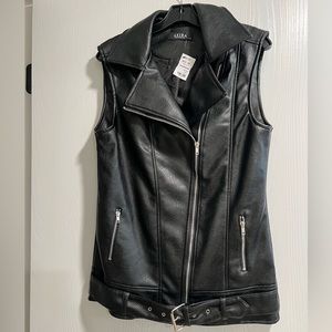 NWT Akira Azalea Wang Black Oversized Moto Vest